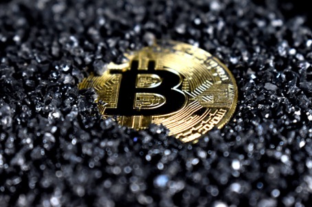 Miksi pankit vastustavat niin voimakkaasti kryptovaluuttoja?